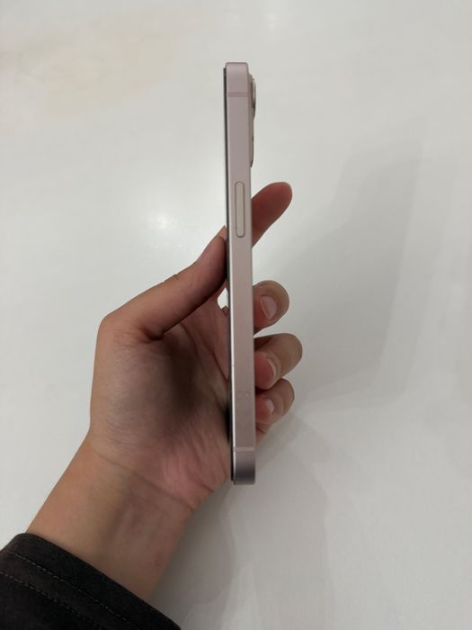 iPhone 13 rose 256 гб