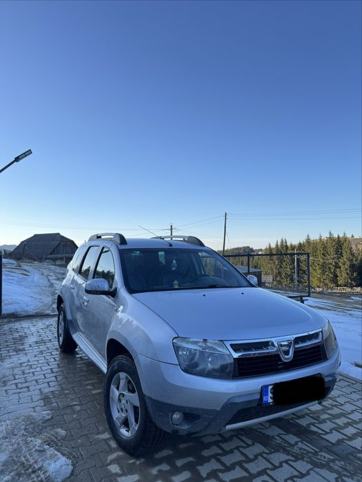 Dacia Duster 1.6 benzină,105 cp,4x4 la buton