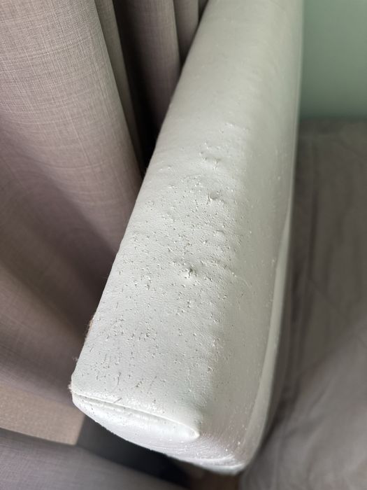 Продаю две кровати с матрасами