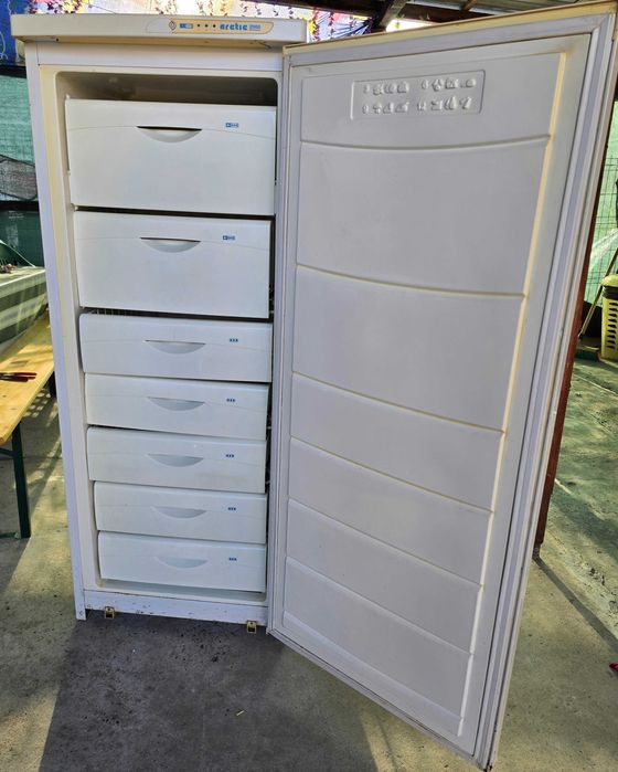 Vand congelator artic 7 sertare