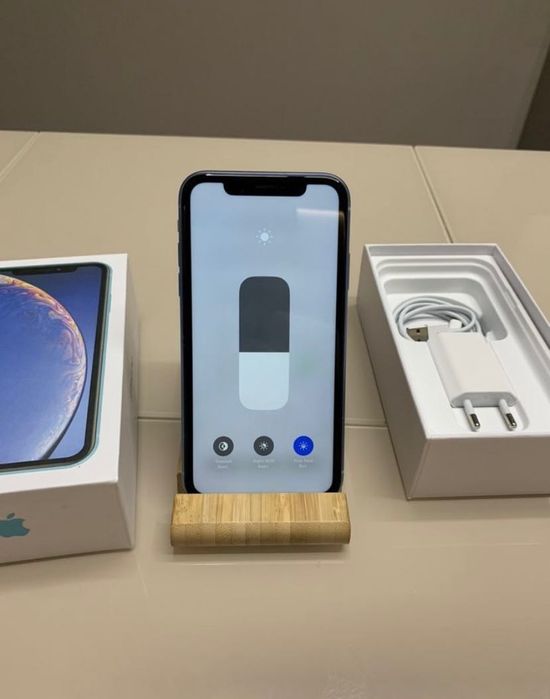 iPhone XR 128 gb