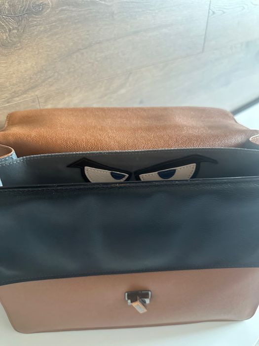 Продам портфель женский