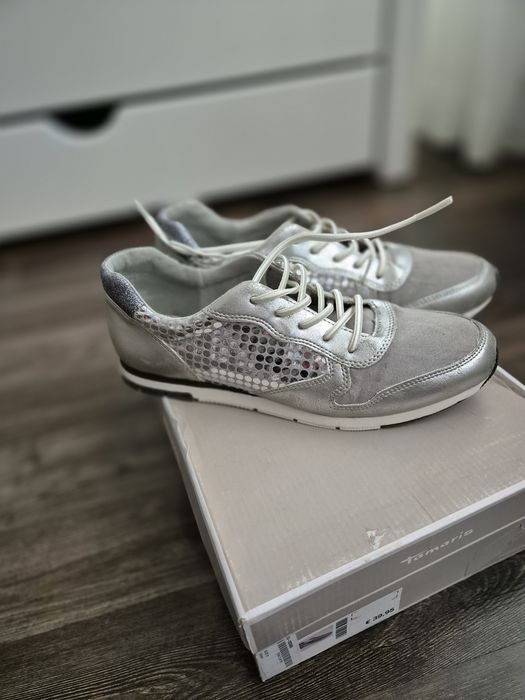 Сникърси Тамарис 41 размер