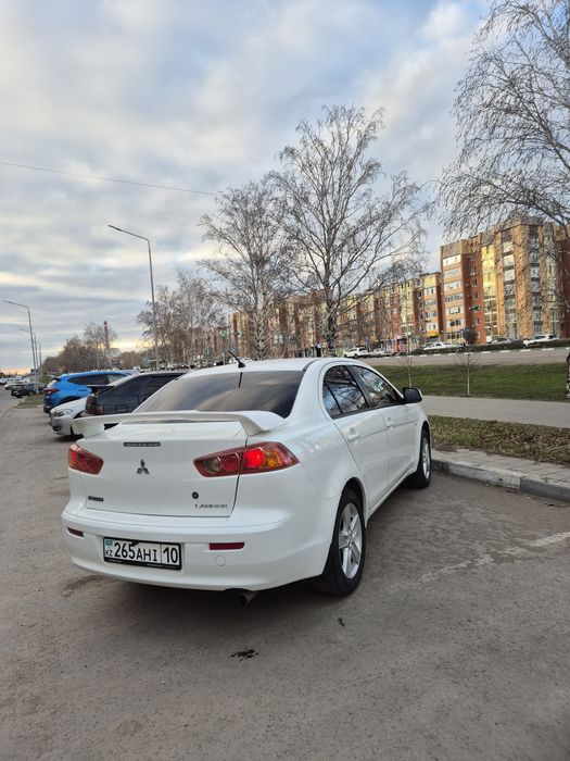 Mitsubishi LanserX 2008