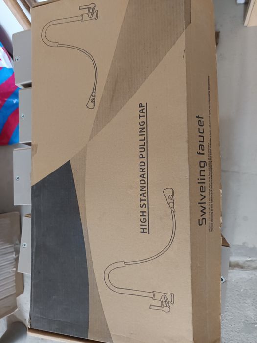 Продам смеситель новый на кухню