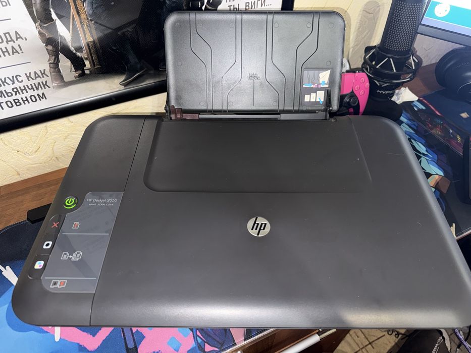 Принтер HP Deskjet 2050