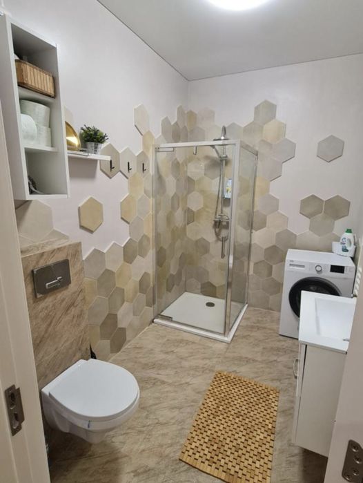 Studio Stefan Building, 41 mp³ utili