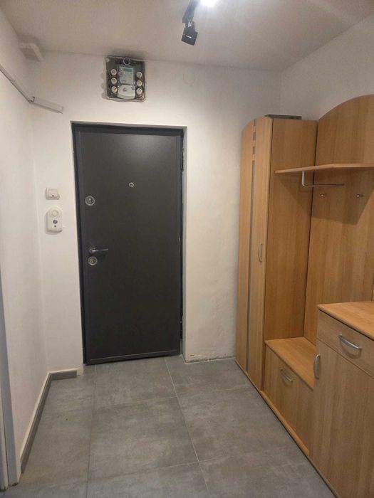 Apartament 3 camere -Parter-Rovine