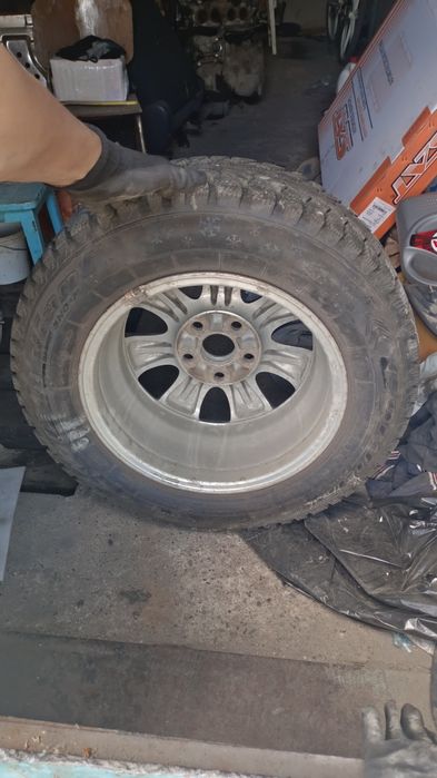 Продам с диской 15 размера