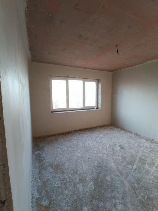 Tencuiala mecanizata , finisari interior si exterior