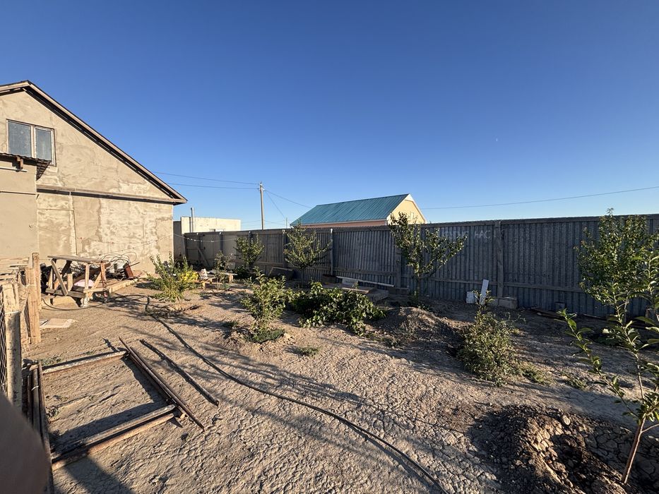 Дом мансардный в мкр. Сая.