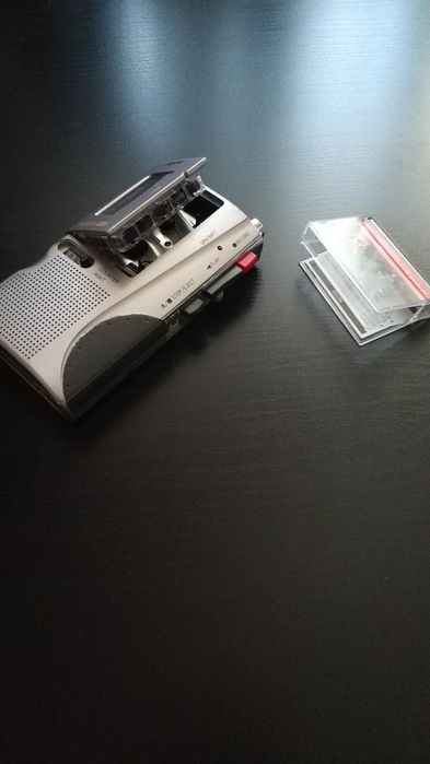 Диктофон кассетный