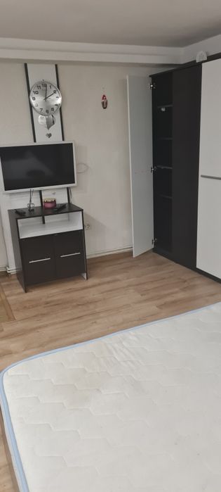 Închiriez apartament Brașov!!!! Urgent