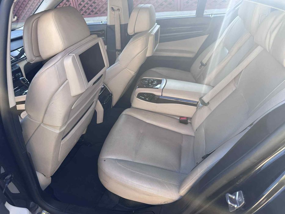 BMW 740xd 4butoane