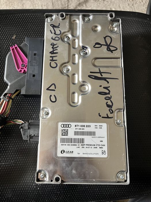 Amplificator Audi A4 A5 Bang and Olufsen 8T0035223S / 8t0035223s