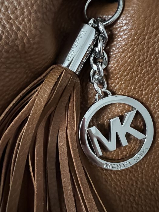 Оригинална чанта Michael Kors -естествена кожа
