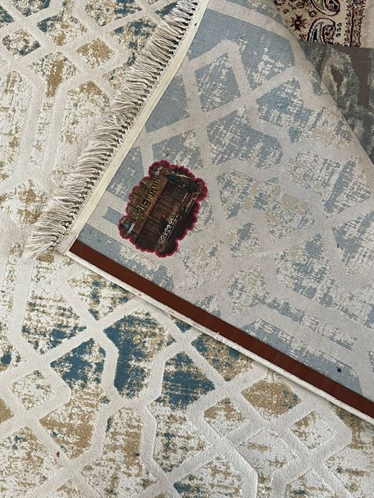 Продам ковёр отличного качества