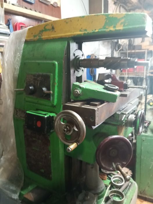 Продам токарный станок