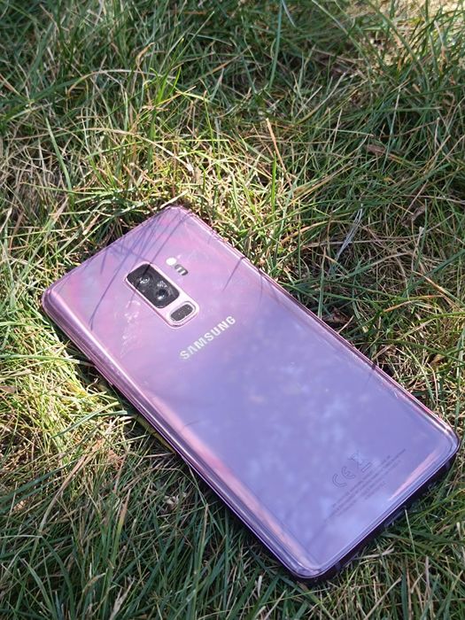 Самсунг s9+ 64 гб