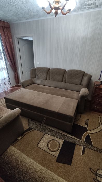 Диван каркасный+2кресла все целое.