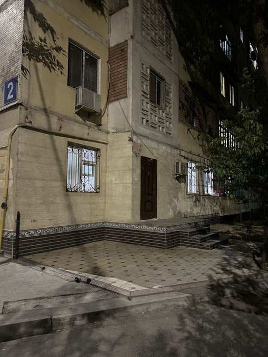 Medgaradok 2 xona 1-etaj  57 kvadrat uy sotiladi