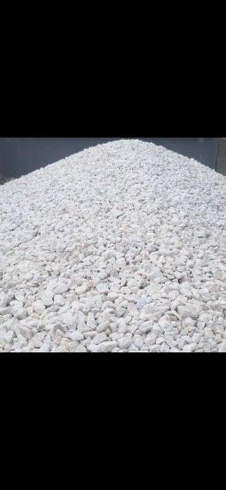 Доставка снежно бял чакъл за украса декорация