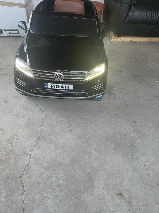 Детска акумолаторна кола