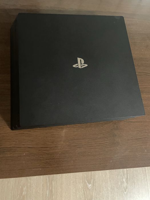 Playstation 4 pro 1 tb
