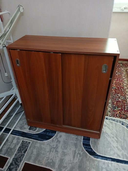 Компьютерное кресло,  камот, полки для обуви