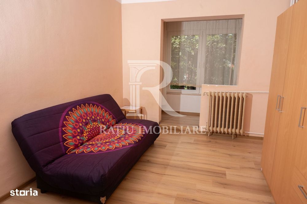 Apartament cu 3 camere | 2 băi | 2 balcoane | Strada Carpați | Oradea
