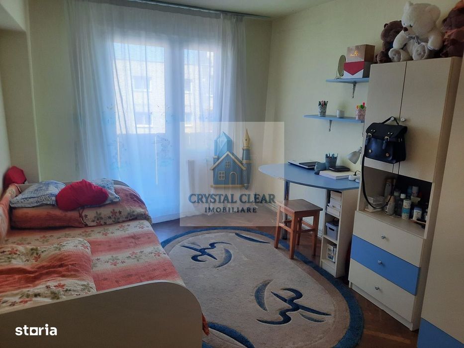 Apartament cu 2 camere - cartier 7 noiembrie, zona Piața de zi