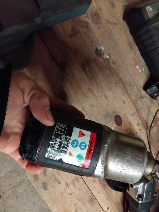 Гайковерт и шлашф BAHCO