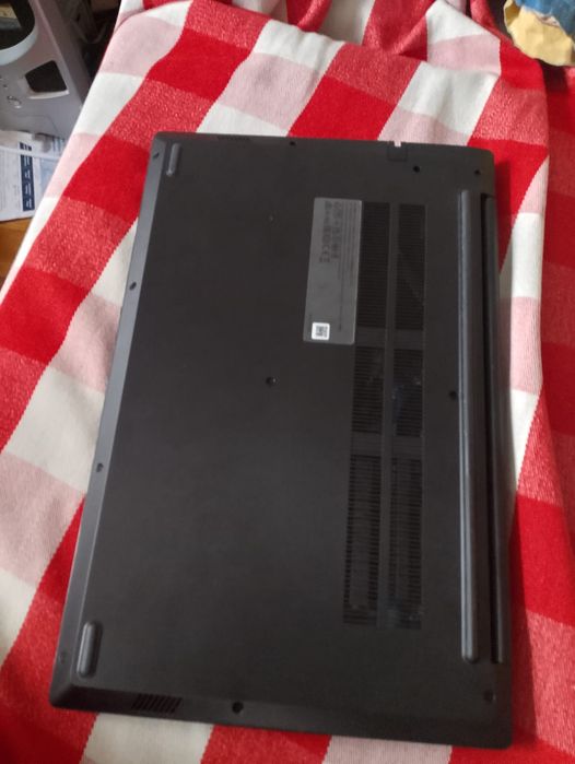 Ноутбук Lenovo для учёбы