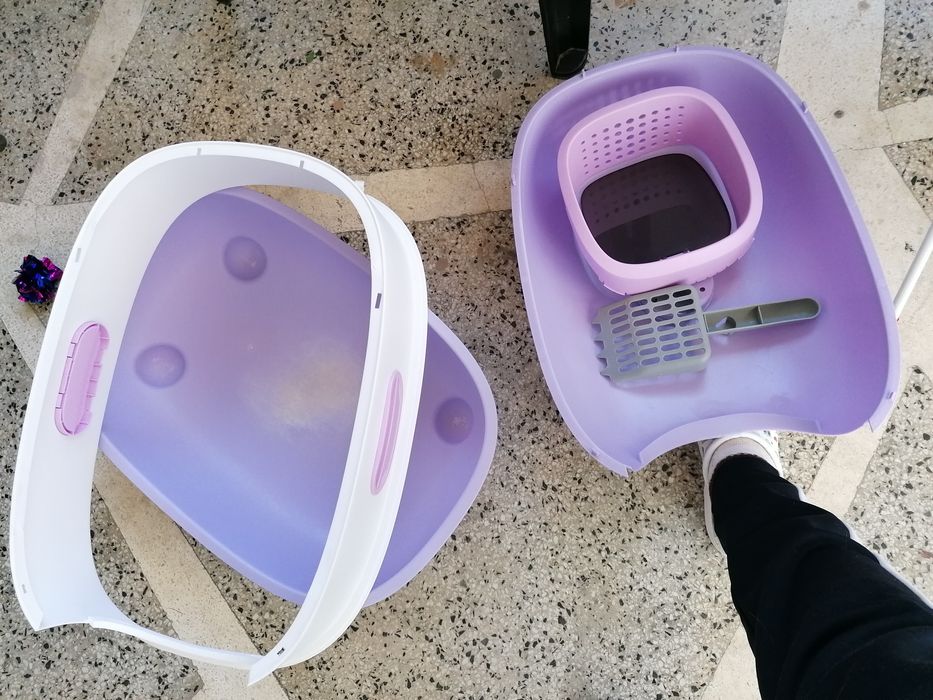 Котешка тоалетна