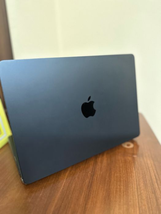 Macbook M3 с гарантией