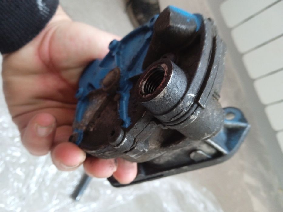 Вакуум помпа VW T4 2.4Diesel