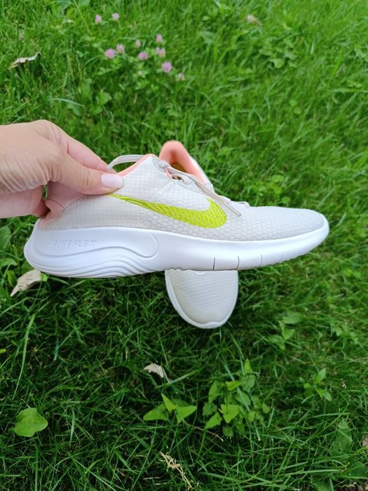 Маратонки Nike 40 номер