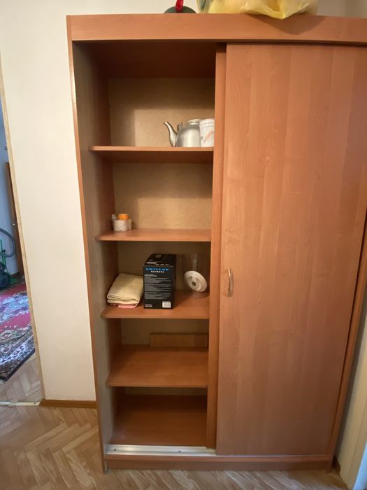 Продам шкаф-купе с полками б/у