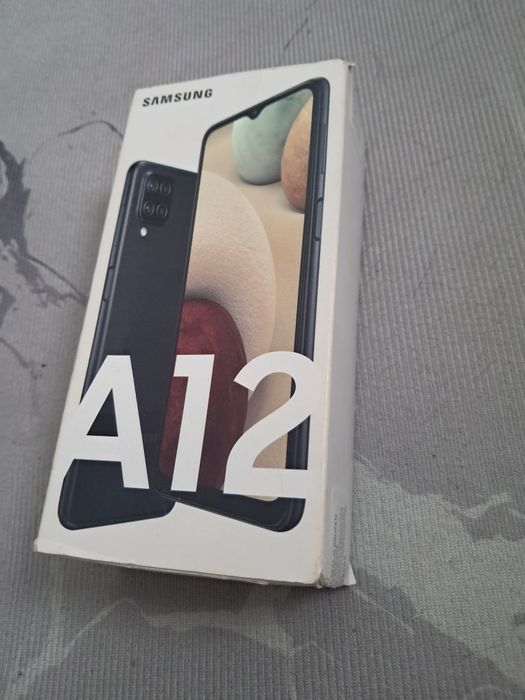 Продам телефон самсунг А 12 цена  25000