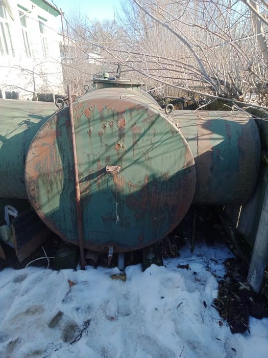 Продам цистерну под ГСМ