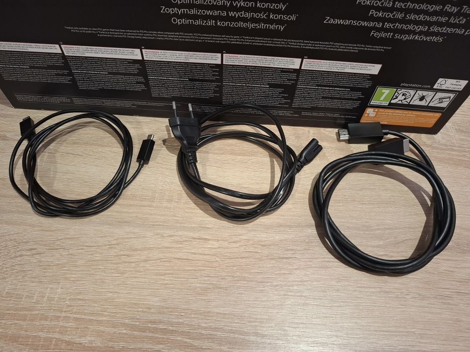 Playstation 5 Pro | 2 TB | Отлично състояние