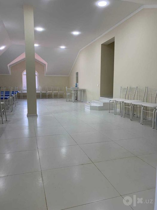 300 m² bino 2-qavatda ijaraga beriladi