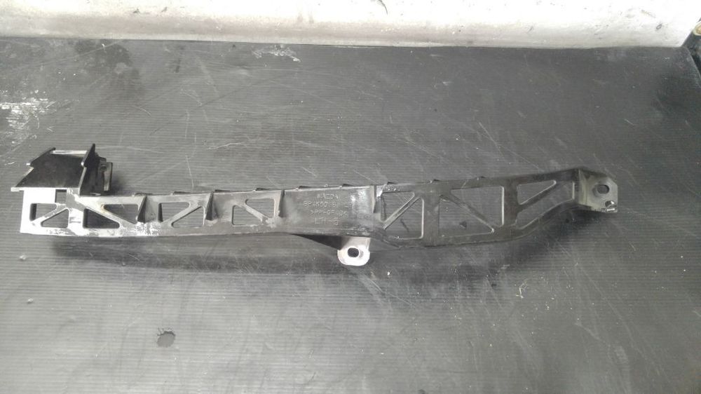 Suport far xenon stanga mazda 3 bp4k50161