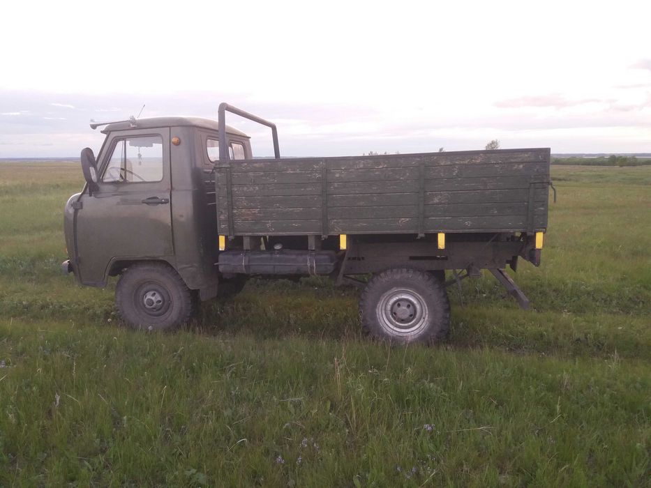 Уаз автомобиль...
