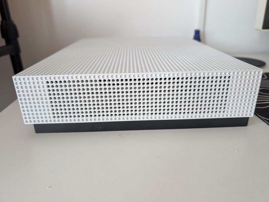 Xbox one s 1Tb White