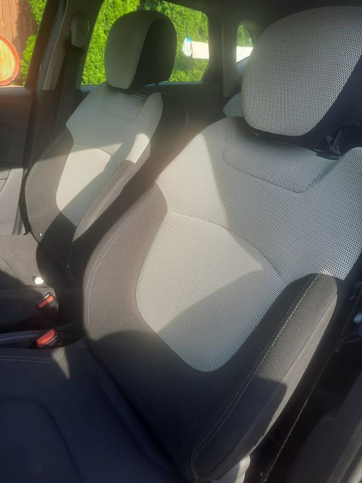Autoturism de vânzare
