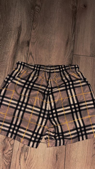Pantaloni scurtii de baie BURBERRY