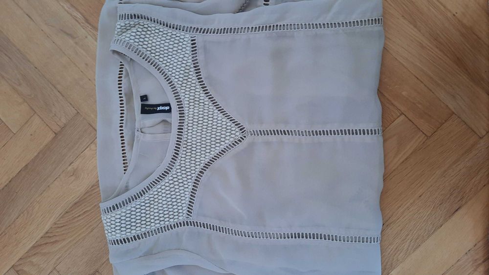 Ефирна туника р-р L +колие