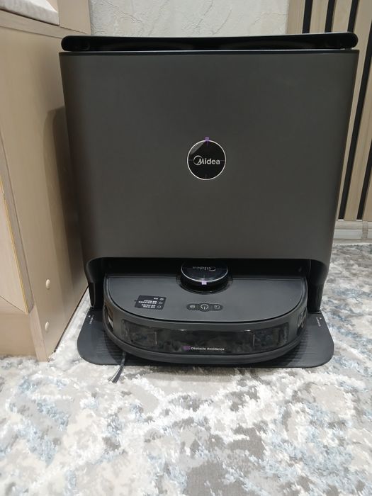 Робот пылесос Midea V10