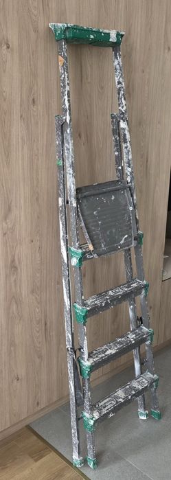 Продается стремянка